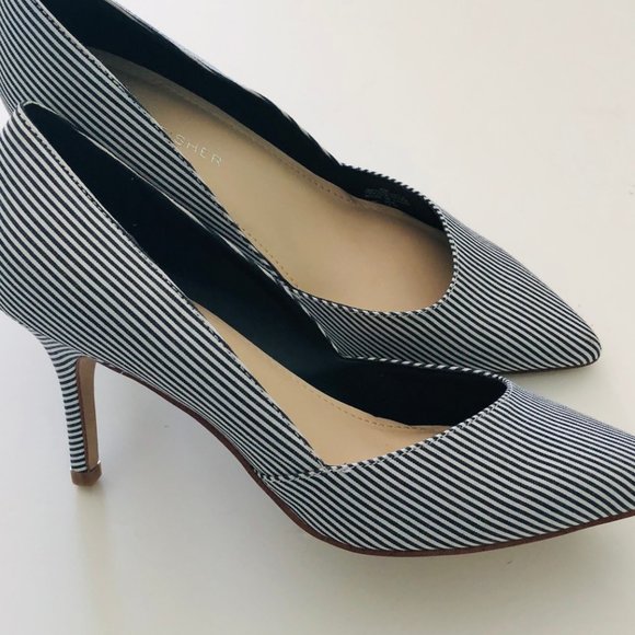MARC FISHER Classic Black/White Stripe Heels EUC - Picture 1 of 9